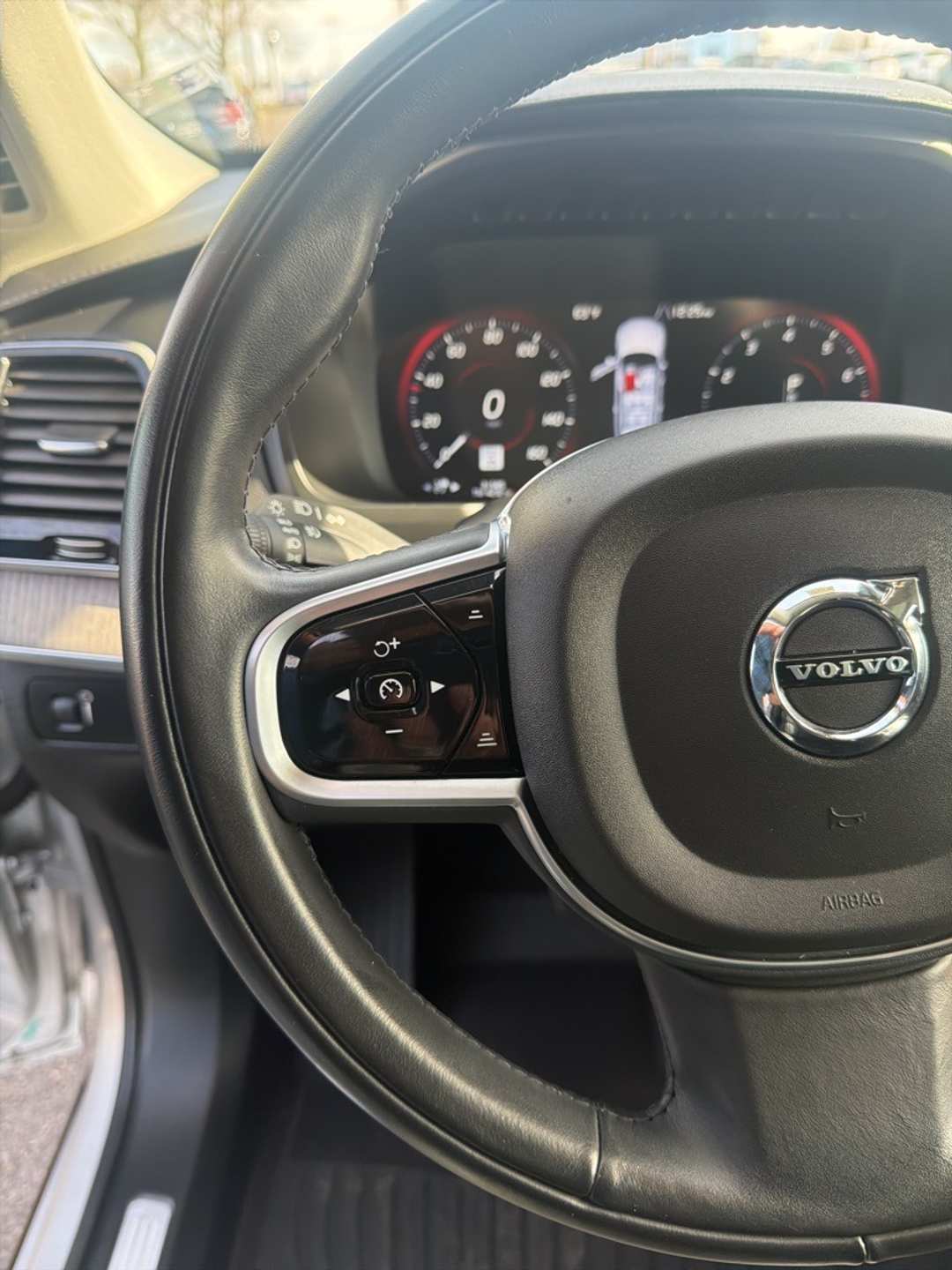 2022 Volvo Xc90 T6 Inscription - Image 32