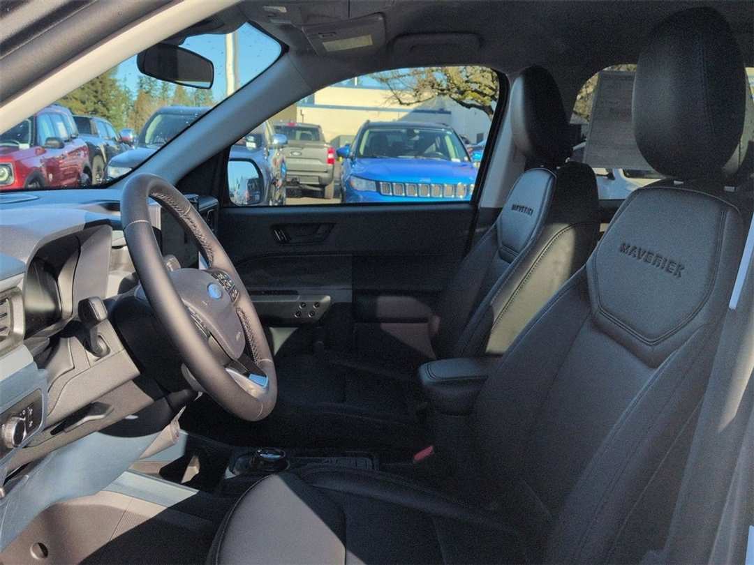 2026 Ford Maverick Lariat - Image 13