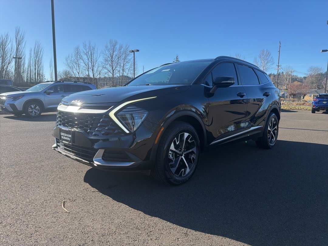 2024 Kia Sportage EX - Image 3