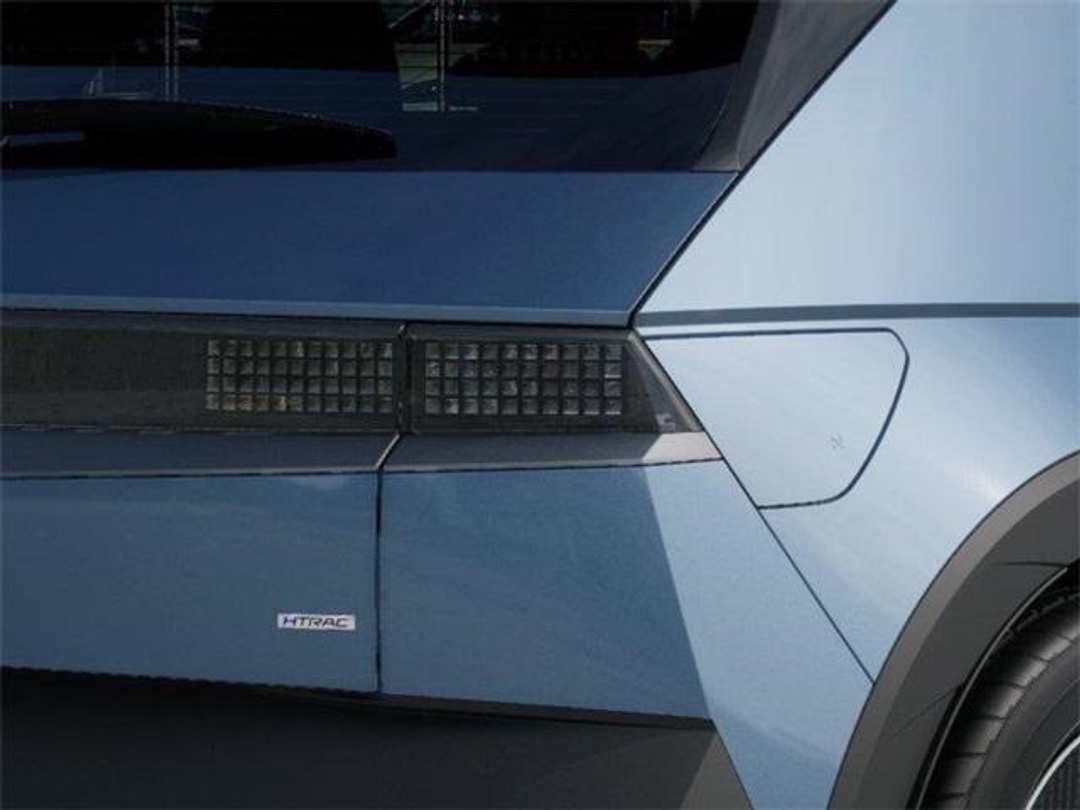 2026 Hyundai Ioniq 5 SEL - Image 10