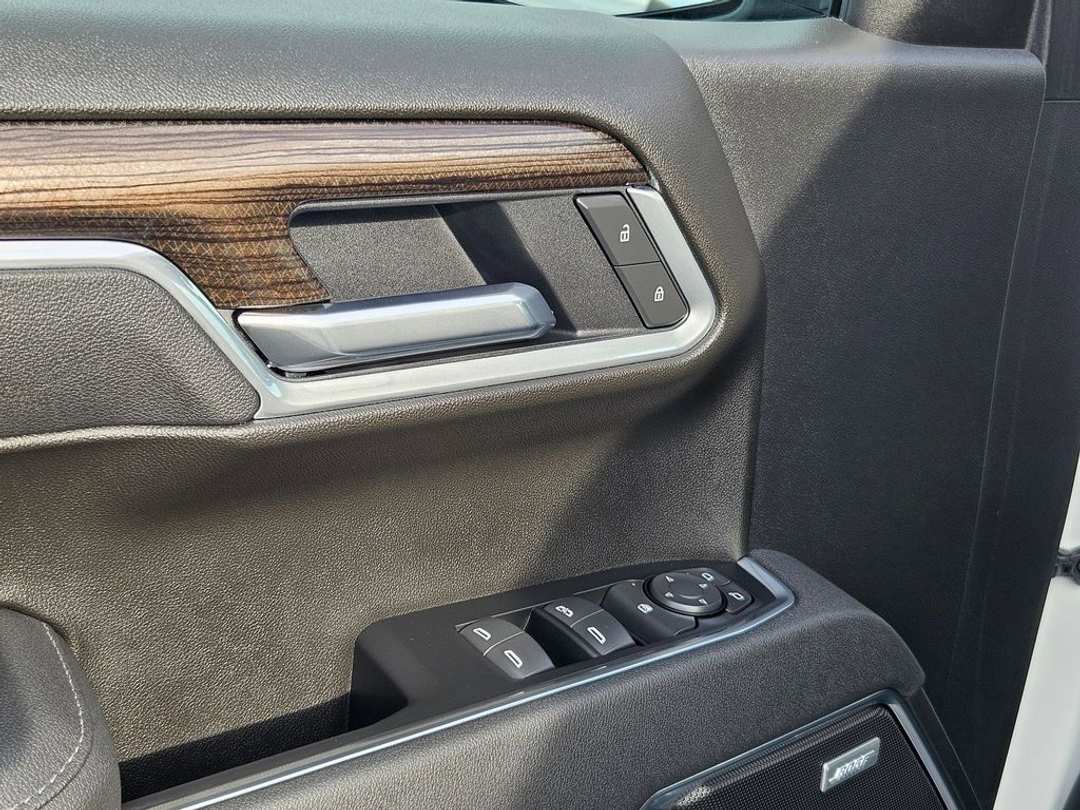 2026 Chevrolet Silverado 1500 RST - Image 11