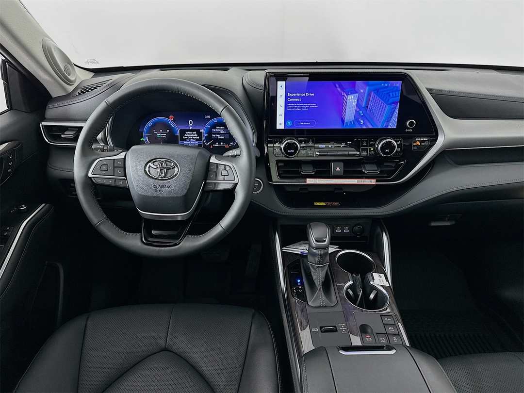 2026 Toyota Highlander Platinum - Image 24