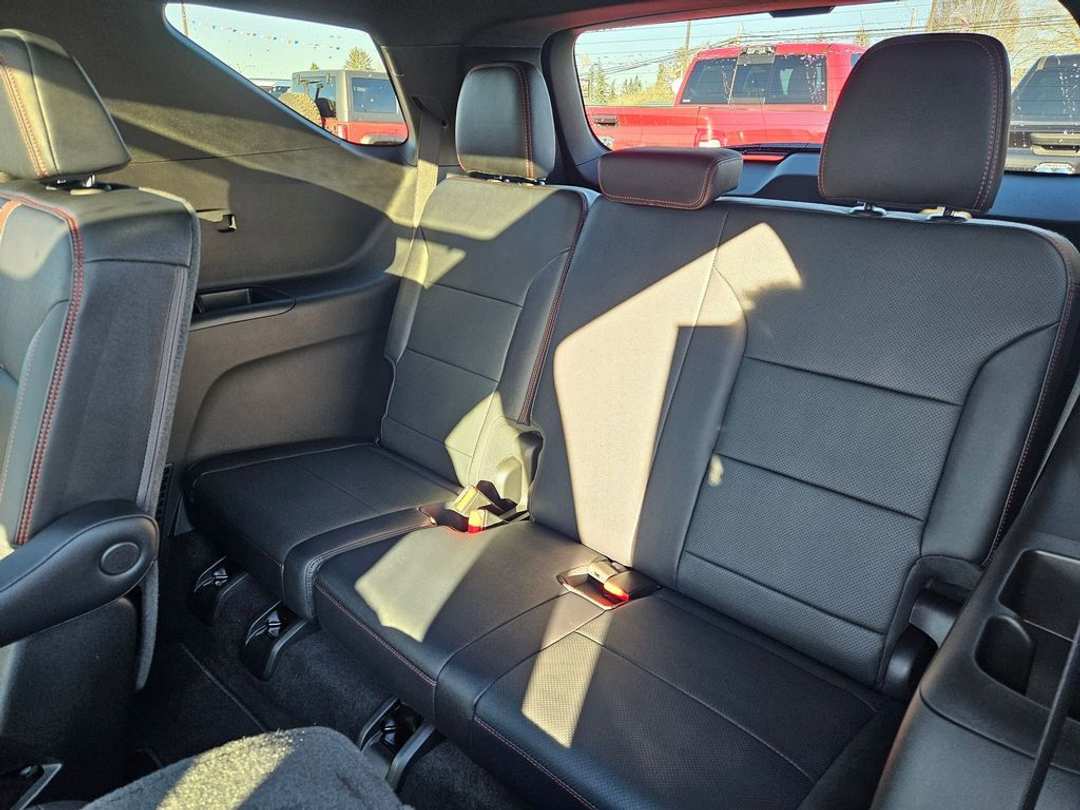 2026 Chevrolet Traverse RS - Image 30