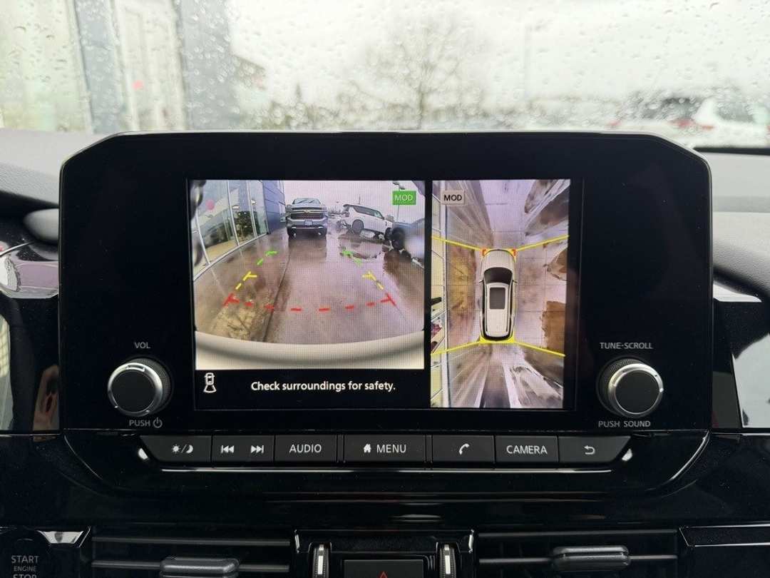 2025 Nissan Pathfinder Rock Creek - Image 23