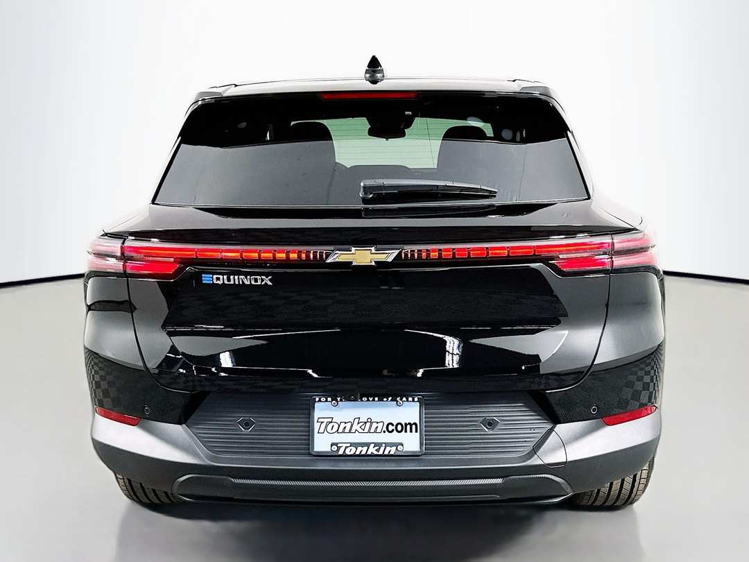 2026 Chevrolet Equinox Ev LT - Image 6