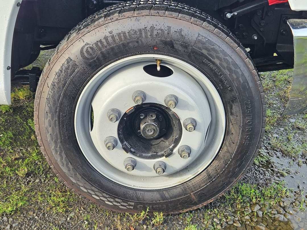 2025 Chevrolet Silverado 4500Hd - Image 36