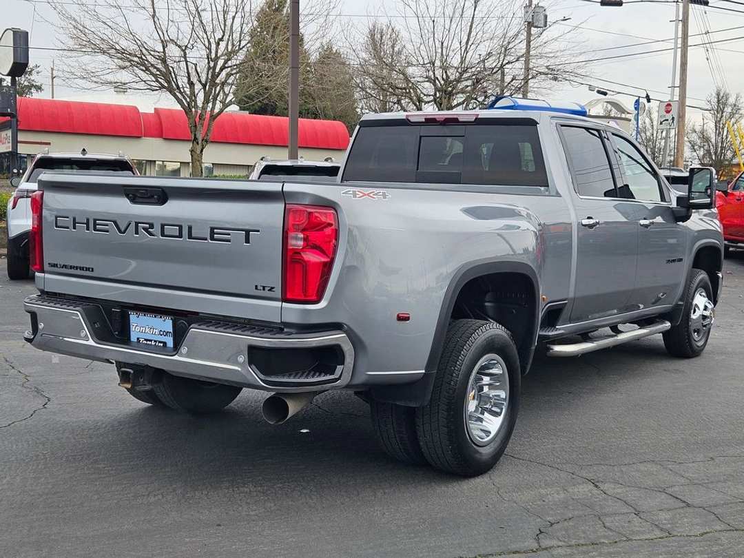 2024 Chevrolet Silverado 3500Hd LTZ - Image 6