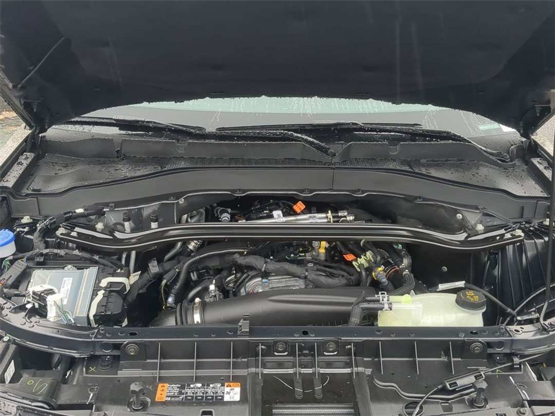 2026 Ford Explorer STLine - Image 33