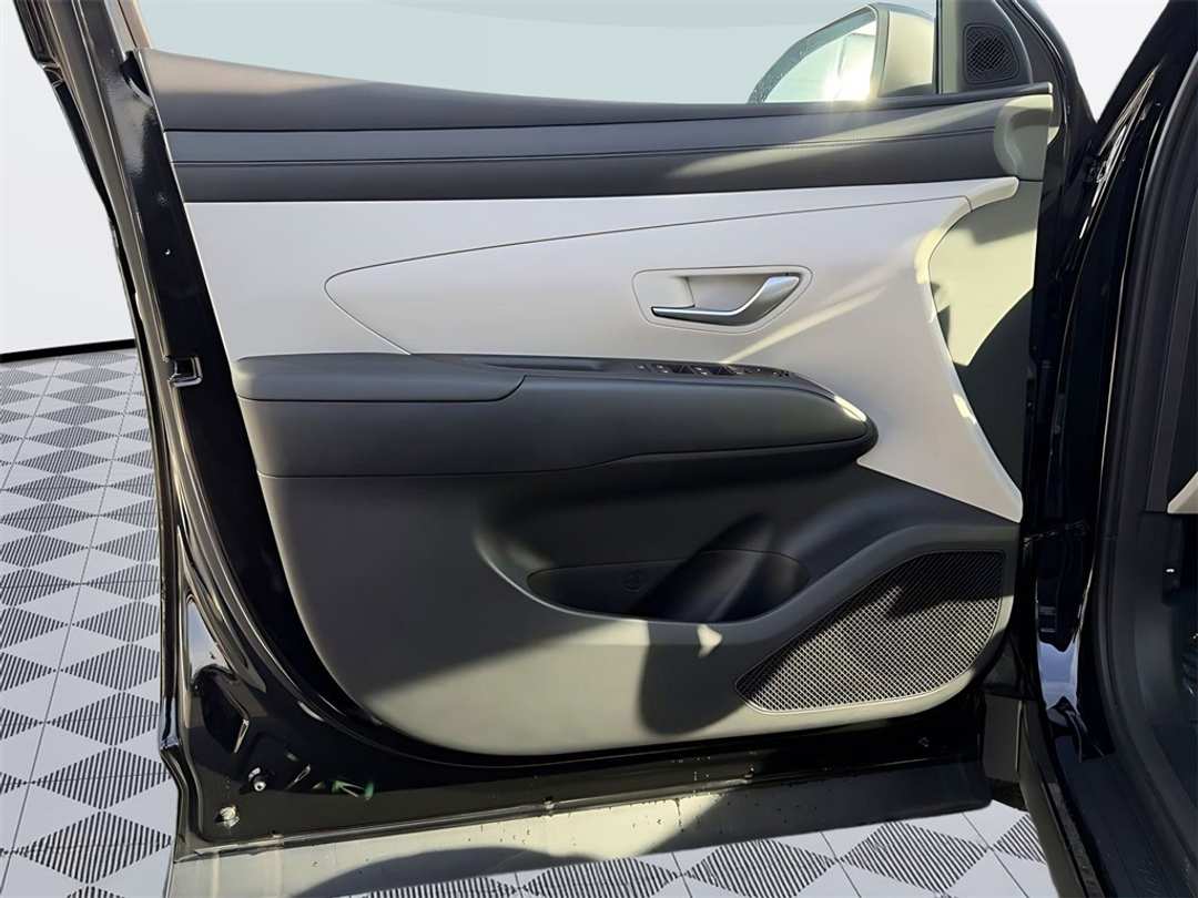 2026 Hyundai Tucson SEL - Image 11
