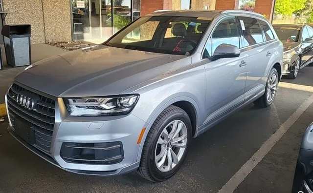 2019 Audi Q7 55 SE Premium