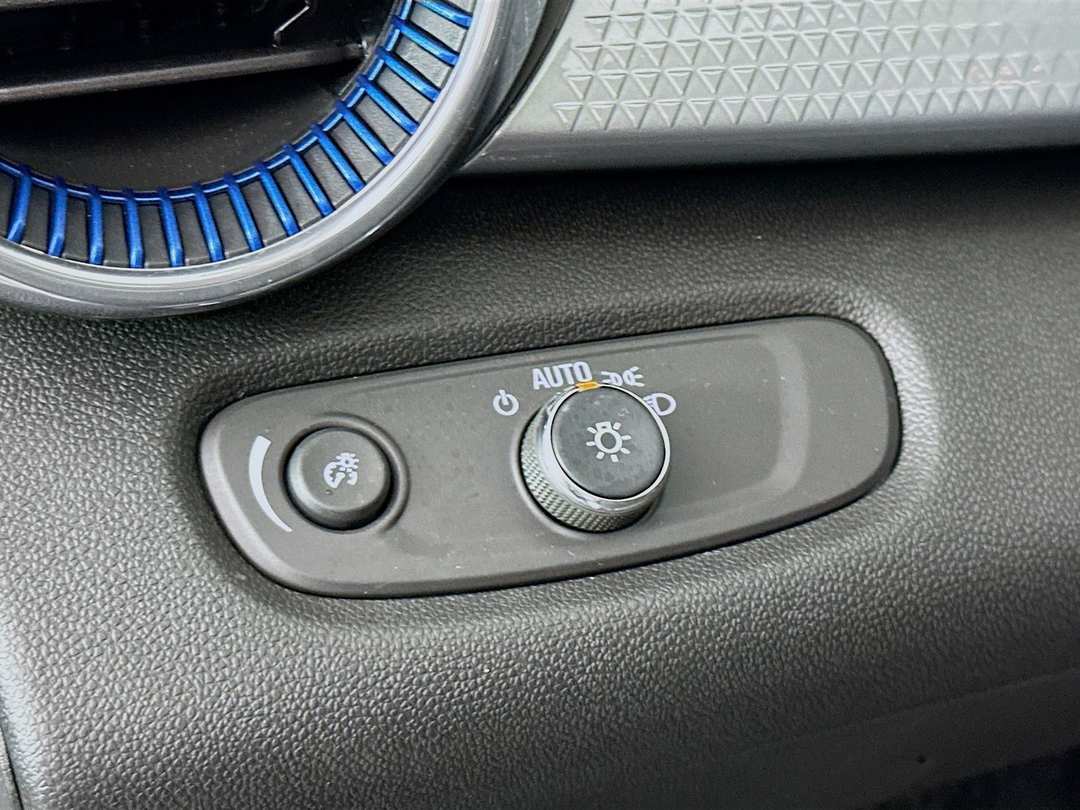 2026 Chevrolet Trax LT - Image 11