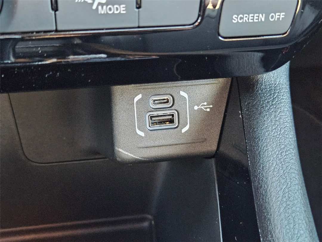 2026 Jeep Compass Latitude - Image 24