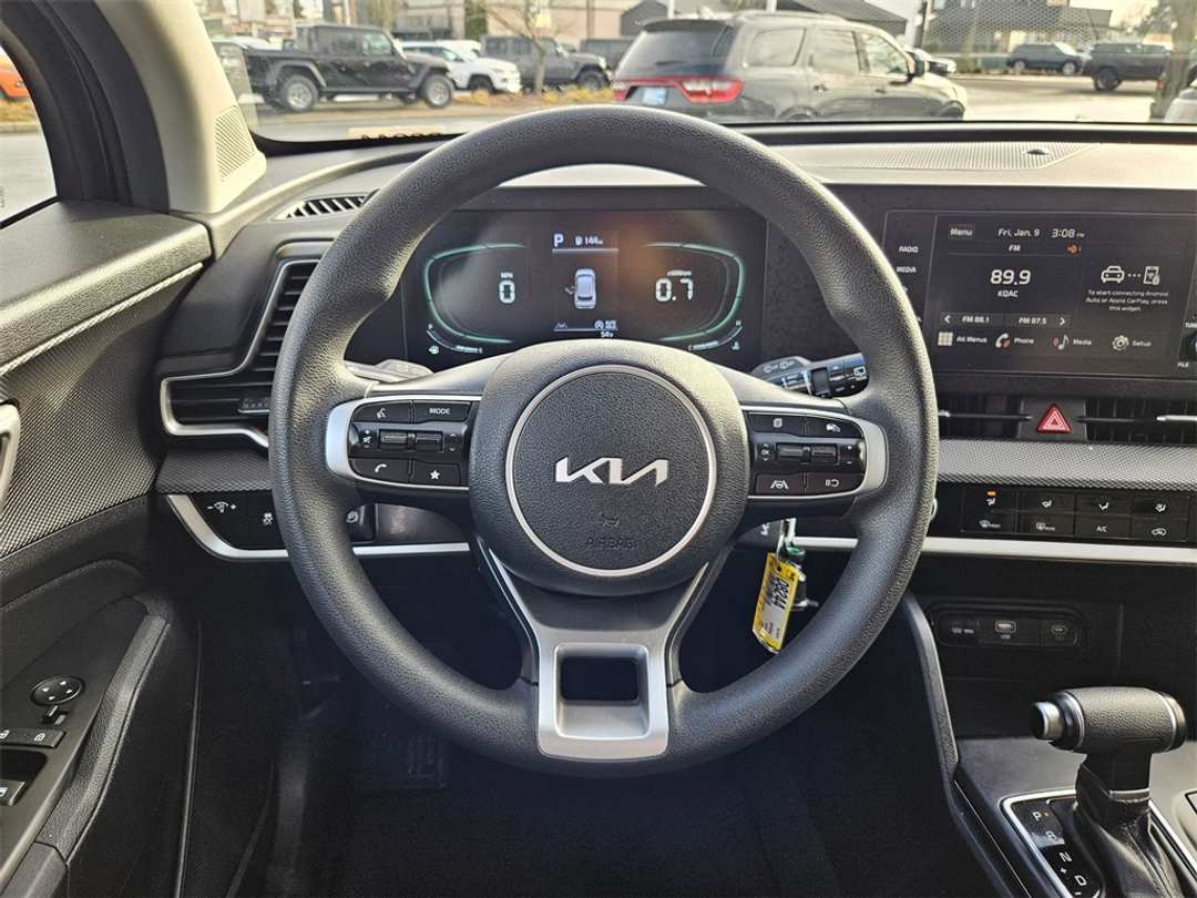 2024 Kia Sportage LX - Image 15