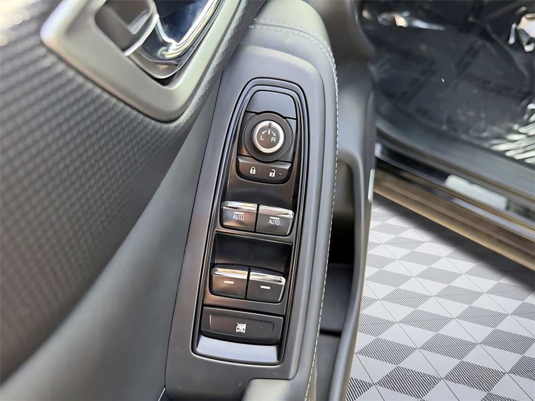 2021 Subaru Forester Limited - Image 12