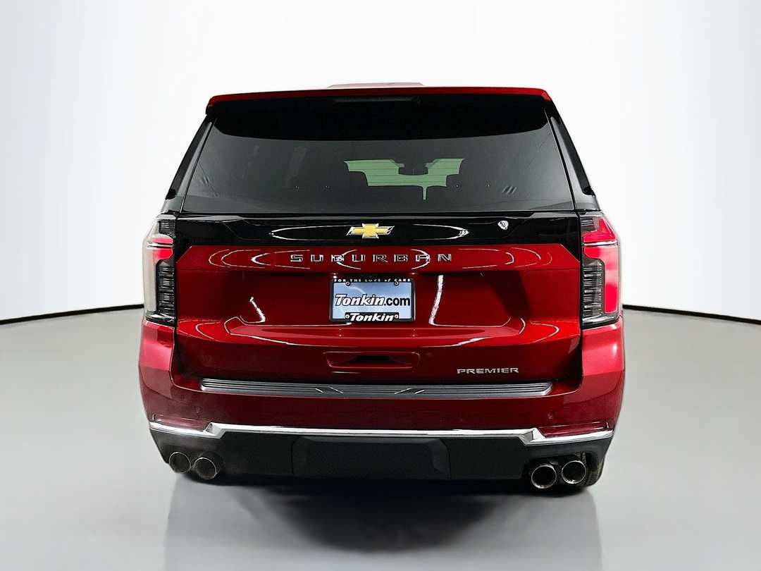 2025 Chevrolet Suburban Premier - Image 7