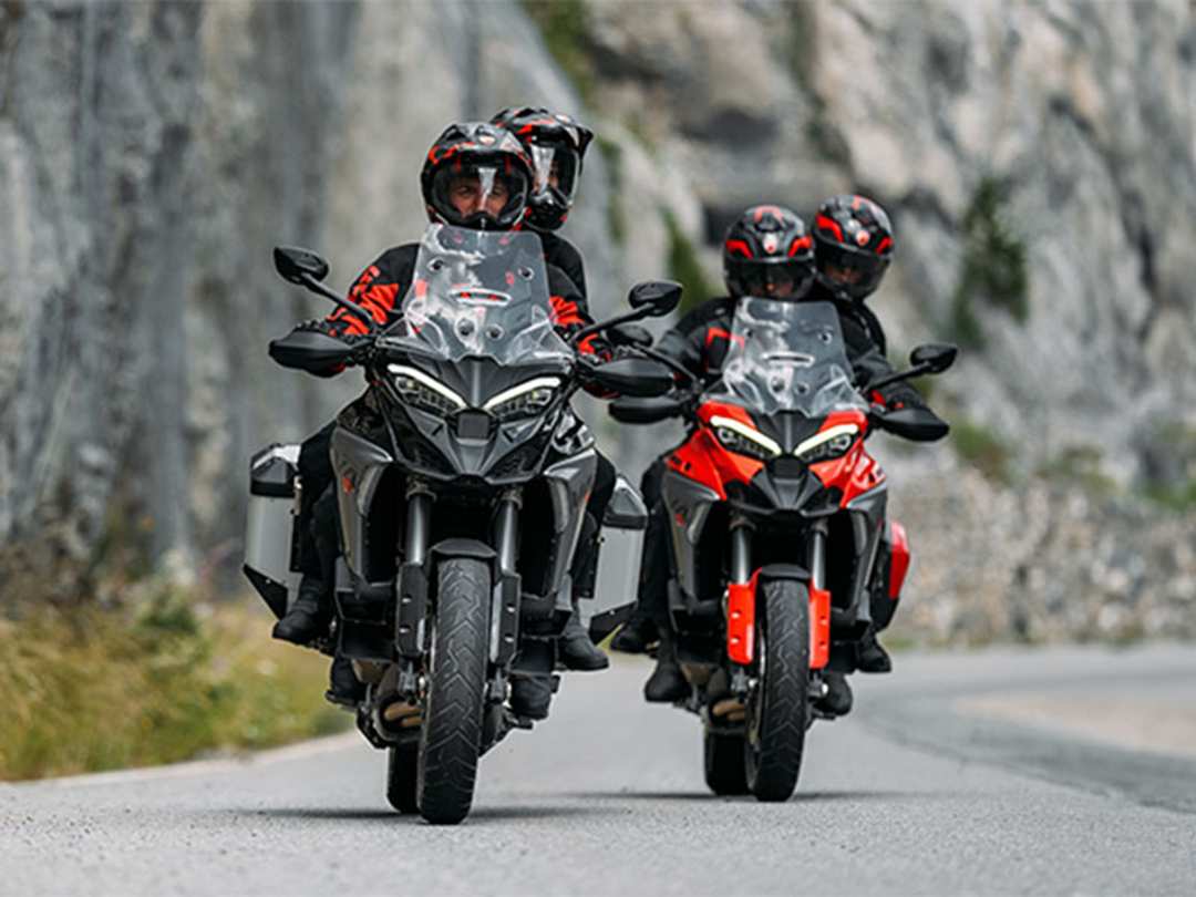 2025 Ducati Multistrada V4 S Travel & Radar - Image 20