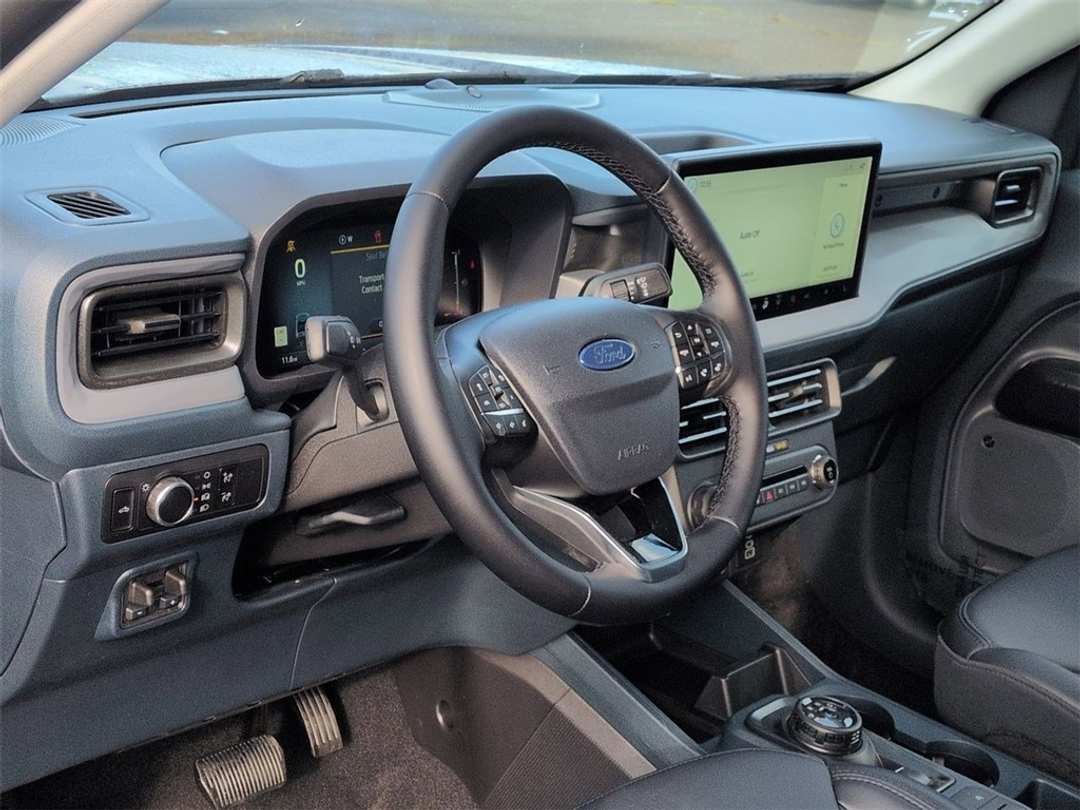 2026 Ford Maverick Lariat - Image 12