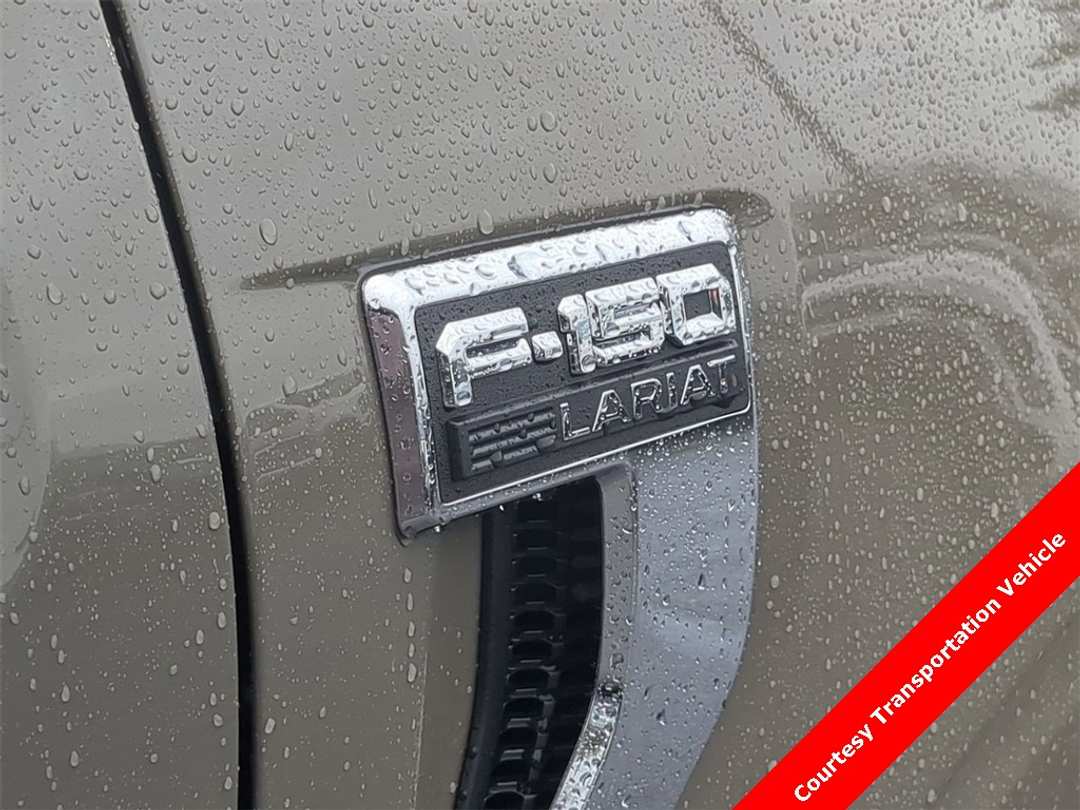 2025 Ford F-150 Lariat - Image 29