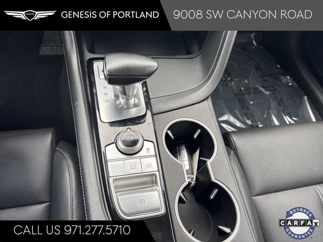 2023 Genesis G70 2.0T - Image 23