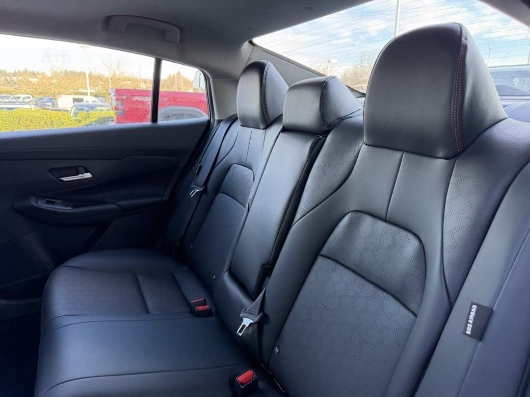 2026 Nissan Sentra SR - Image 32