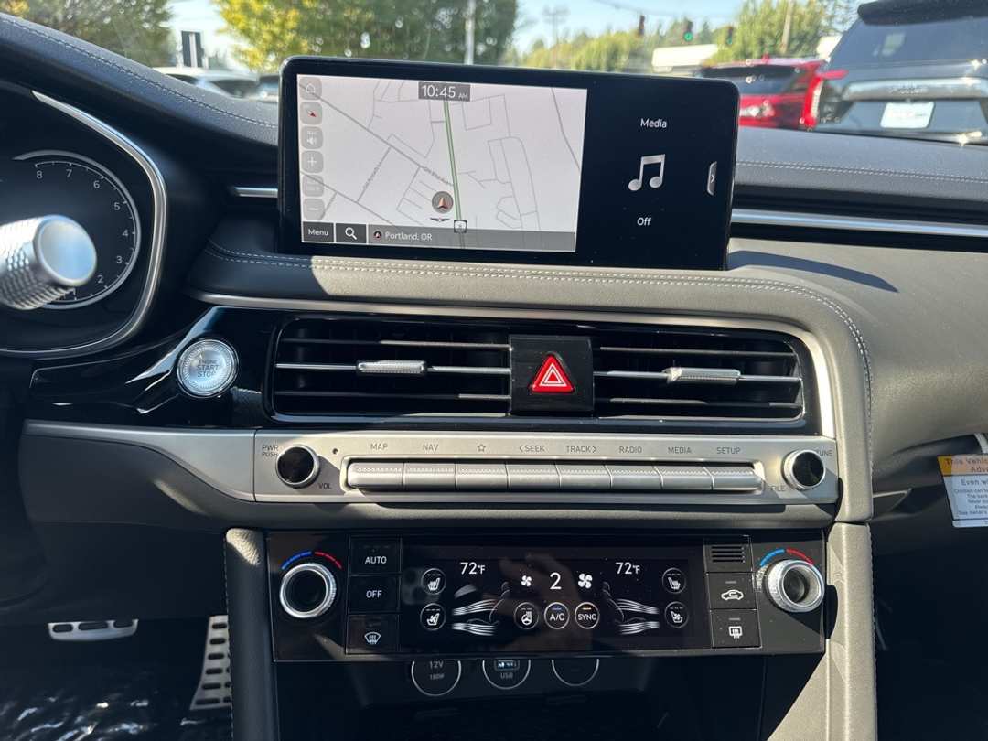 2026 Genesis G70 3.3T Sport Prestige - Image 21