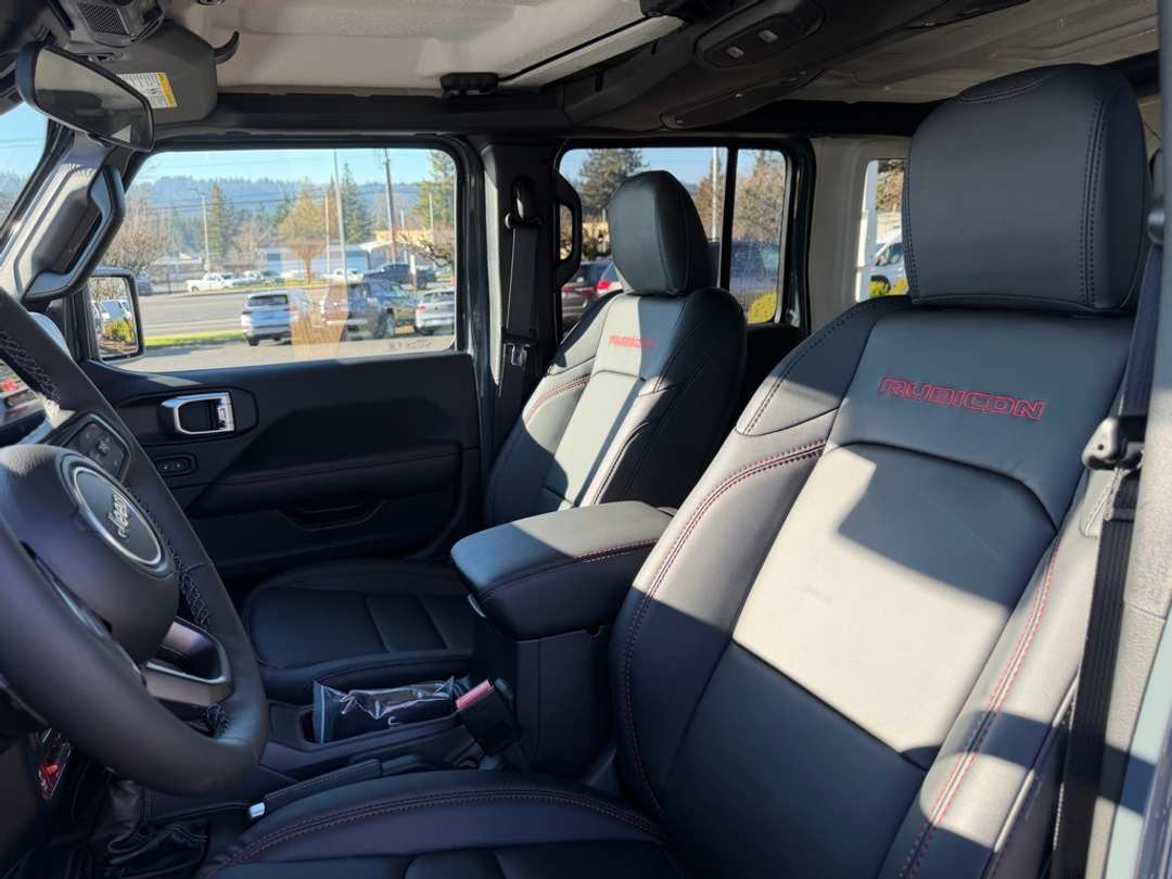 2026 Jeep Wrangler Rubicon - Image 15