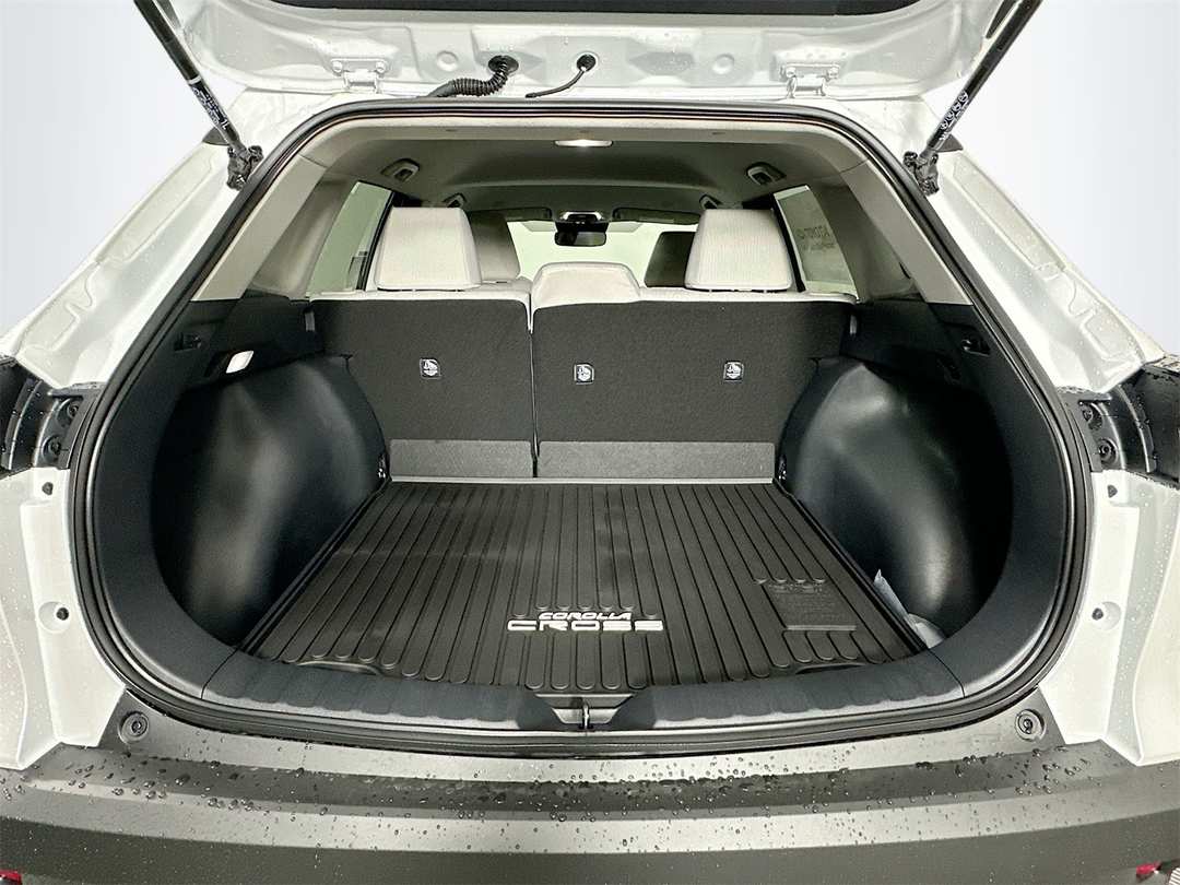 2026 Toyota Corolla Cross LE - Image 26