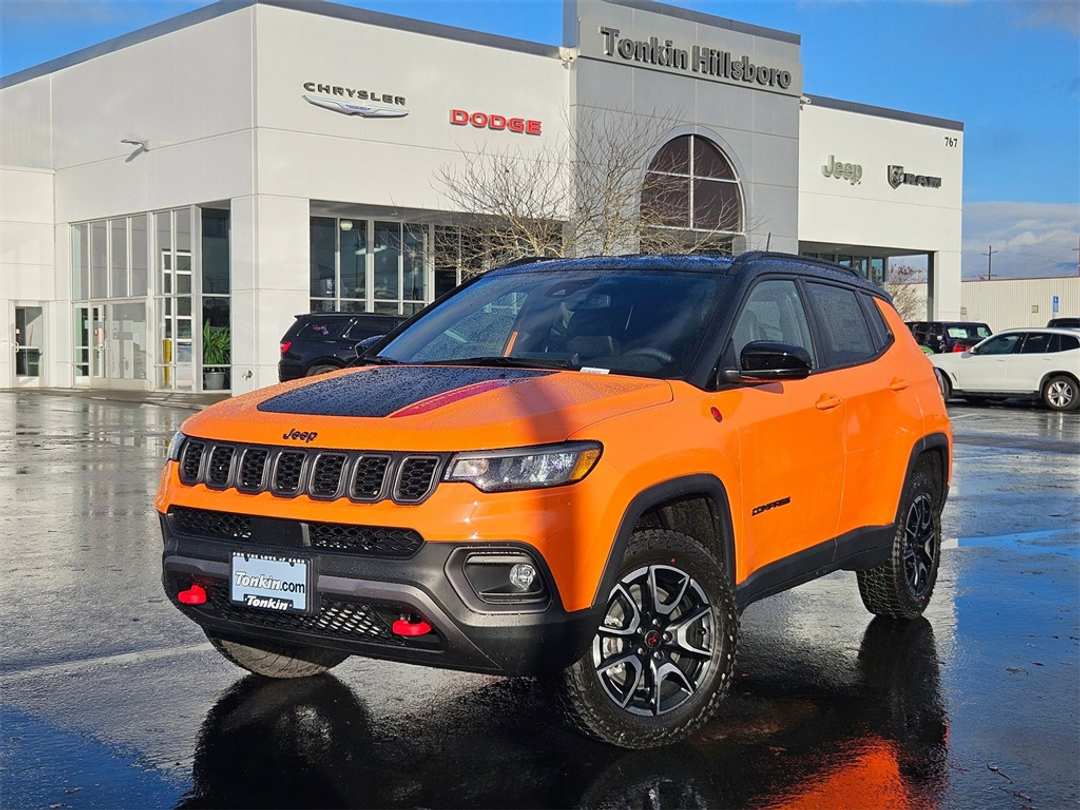 2026 Jeep Compass Trailhawk - Image 2