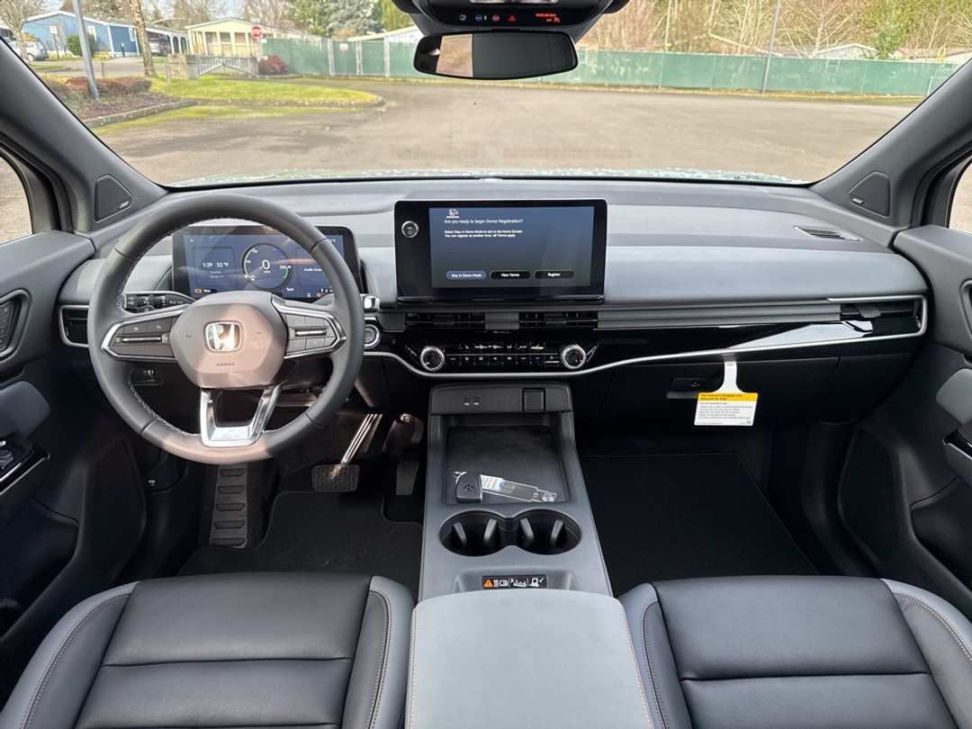 2026 Honda Prologue Touring - Image 20
