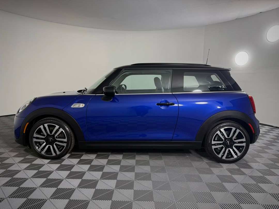 2021 MINI Cooper S - Image 2