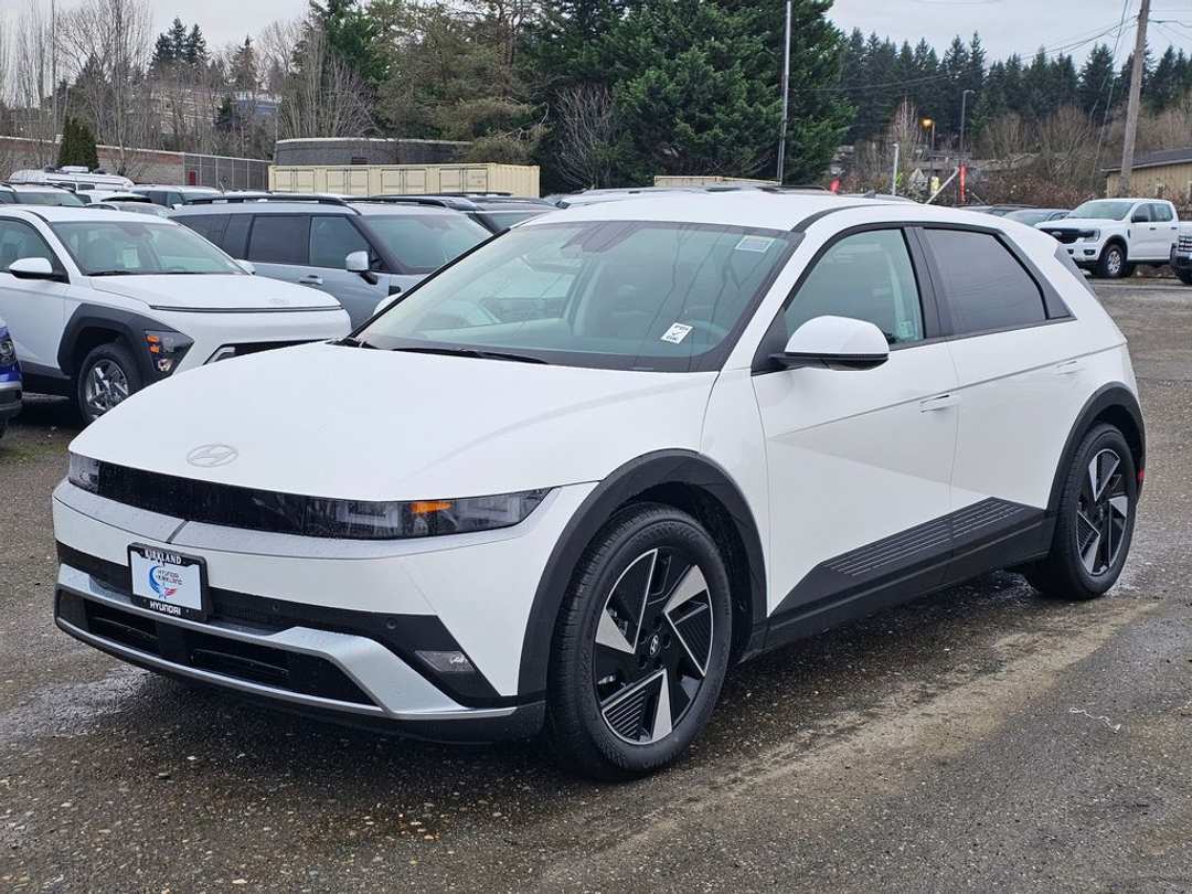 2026 Hyundai Ioniq 5 SEL - Image 3