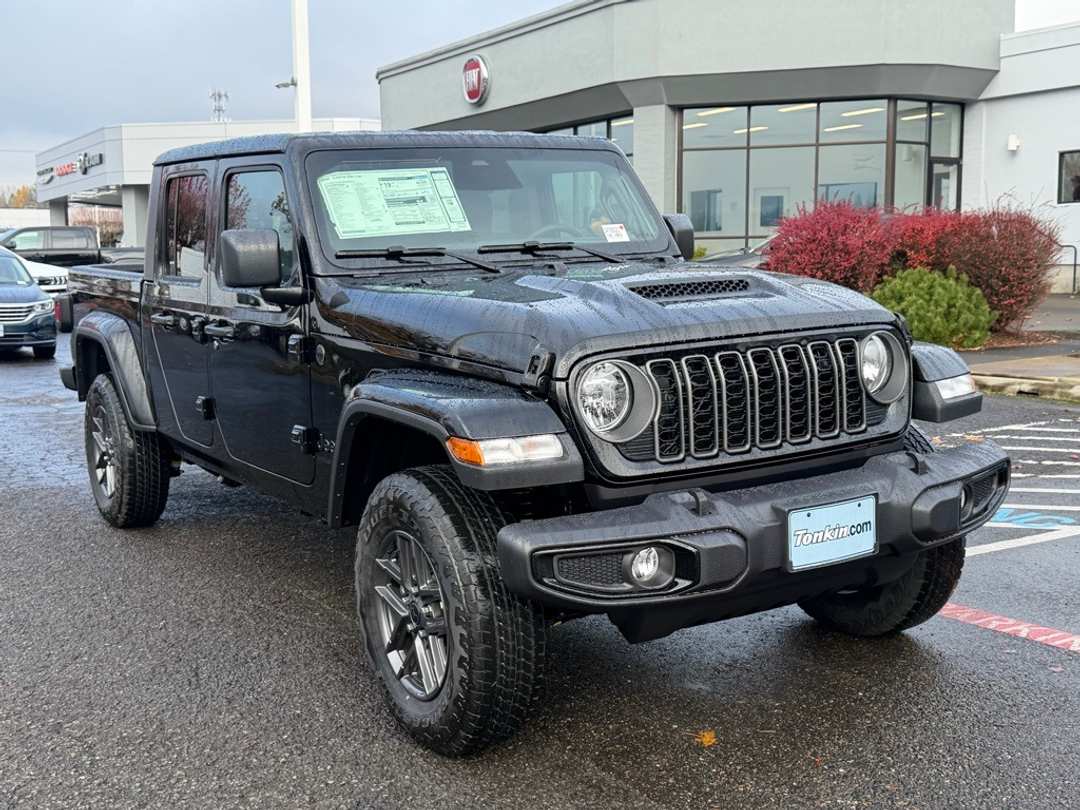 2026 Jeep Gladiator Sport S - Image 2