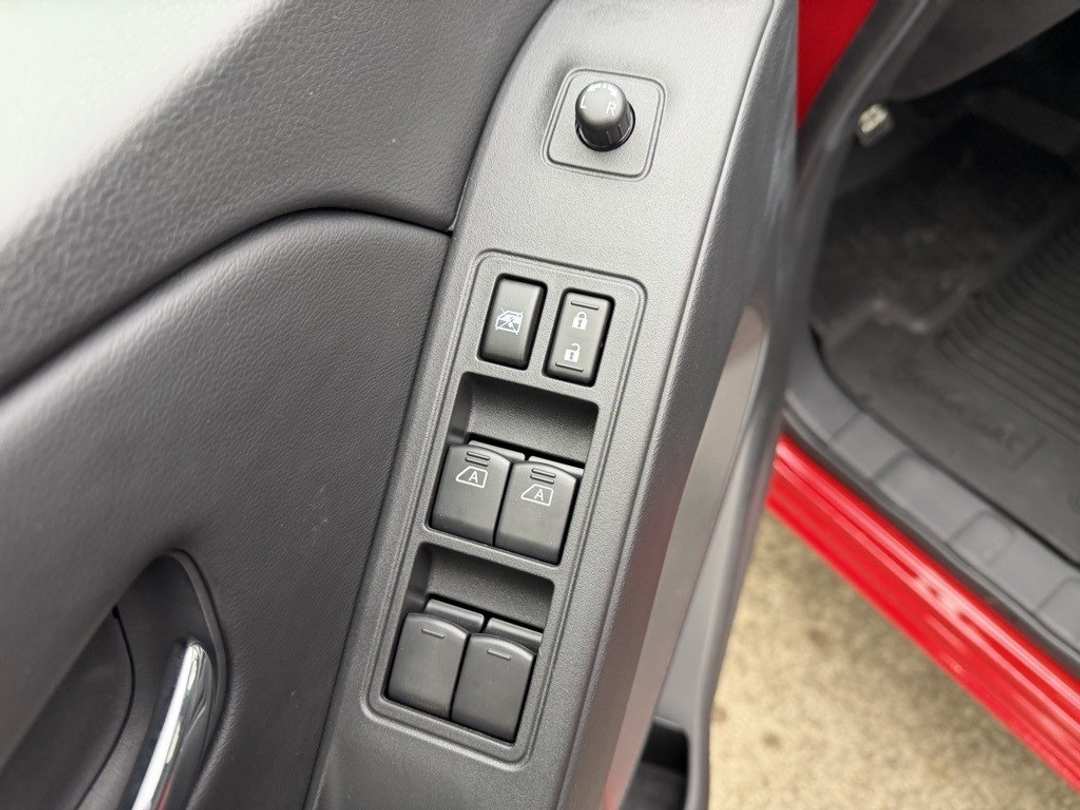 2026 Nissan Frontier SV - Image 12