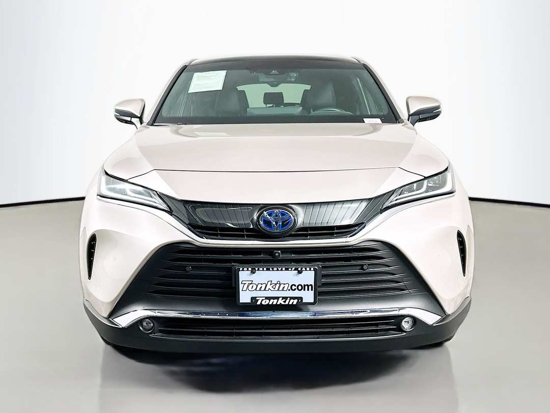 2024 Toyota Venza Limited - Image 2