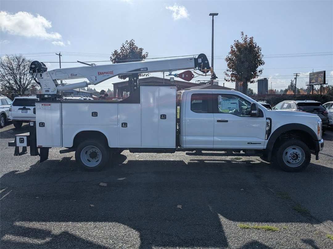 2026 Ford F-550Sd XL - Image 7