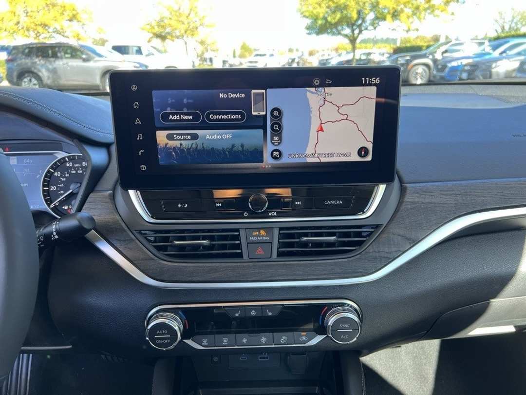 2025 Nissan Altima 2.5 SL - Image 19