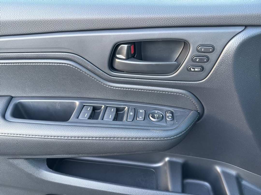 2026 Honda Odyssey EXL - Image 39