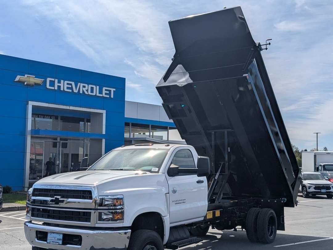 2024 Chevrolet Silverado 4500Hd Work - Image 13