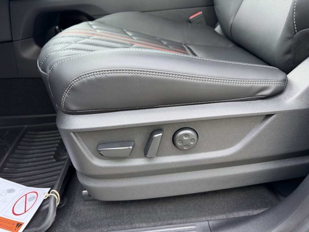 2026 Nissan Armada PRO4X - Image 14