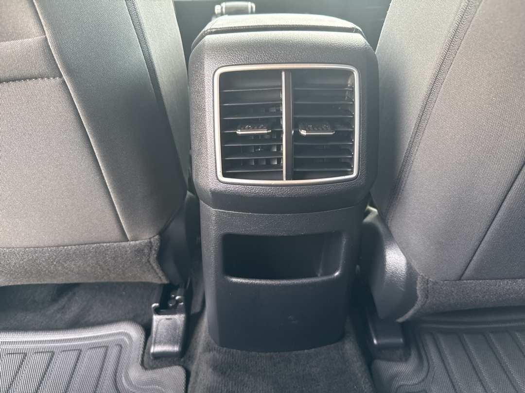 2024 Kia Sportage LX - Image 22