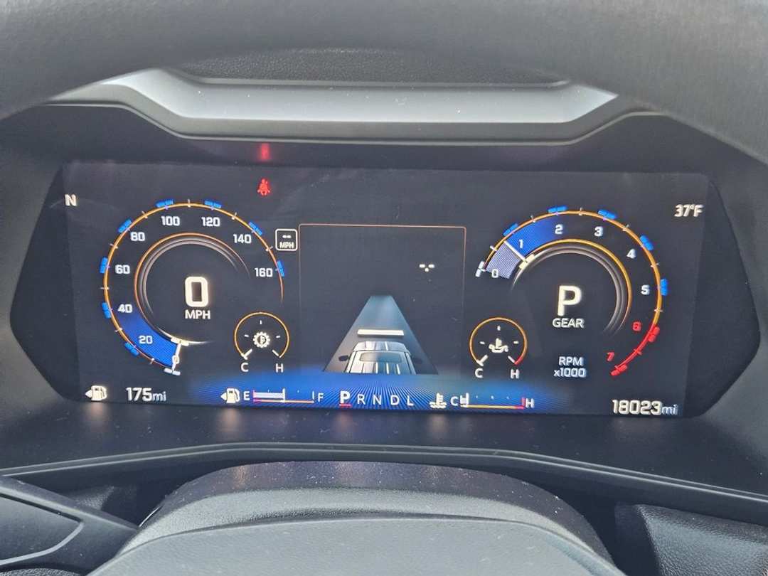 2024 Chevrolet Colorado Work - Image 16