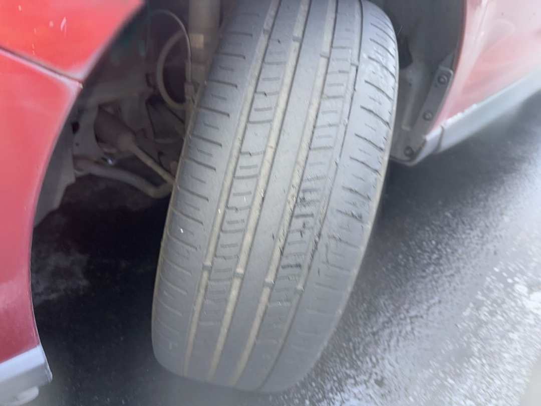 2015 Subaru Forester 2.5i Premium - Image 2