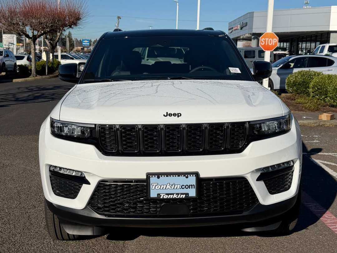 2025 Jeep Grand Cherokee Limited - Image 3