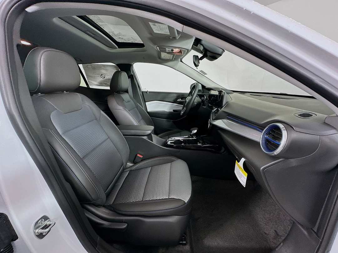 2026 Chevrolet Trax LT - Image 28