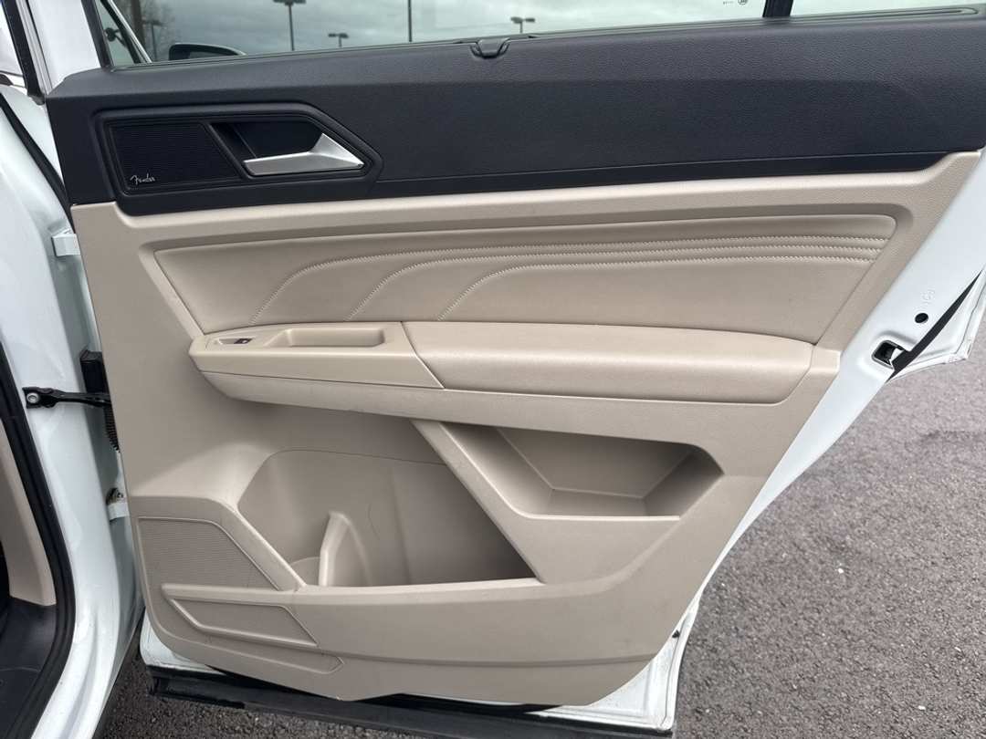 2021 Volkswagen Atlas SEL Premium - Image 23