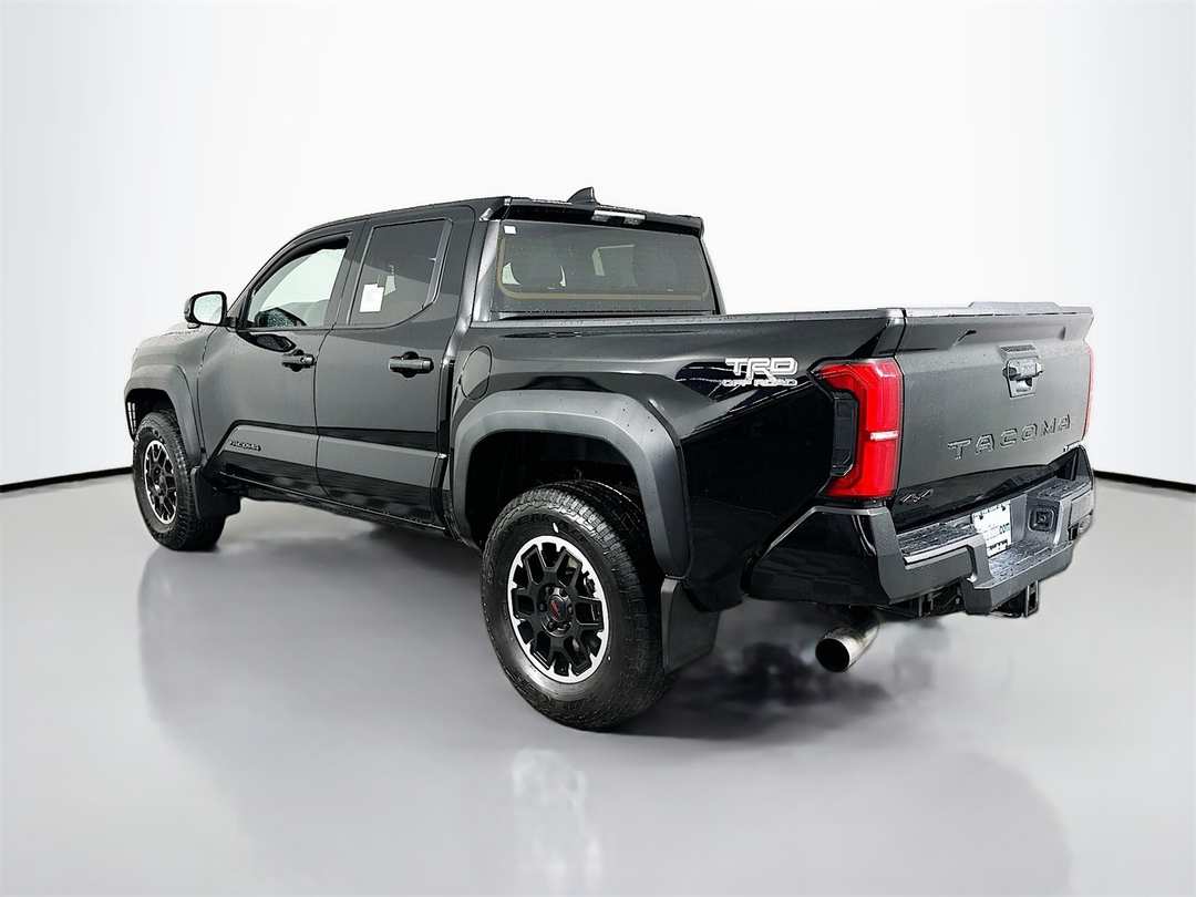 2026 Toyota Tacoma TRD Off Road - Image 5