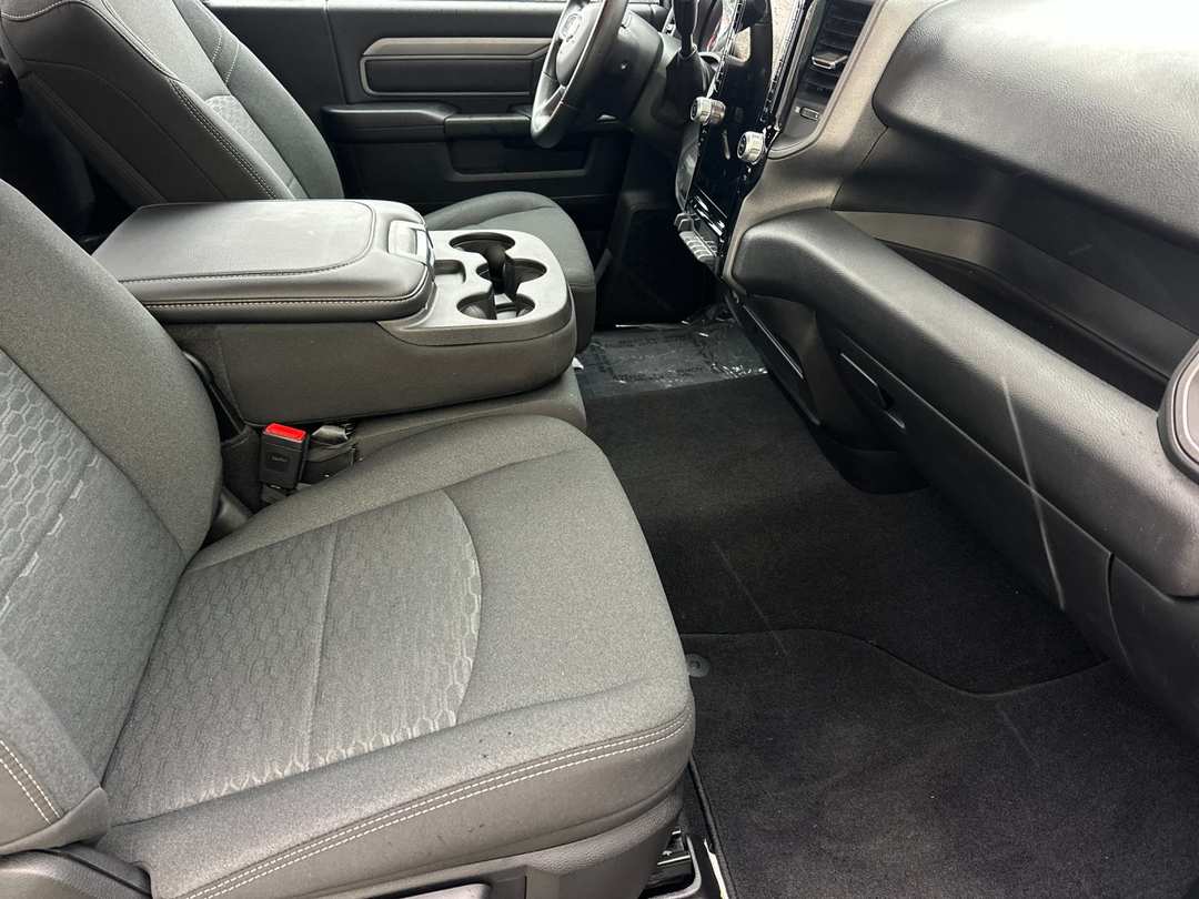 2025 Ram 2500 Tradesman - Image 12