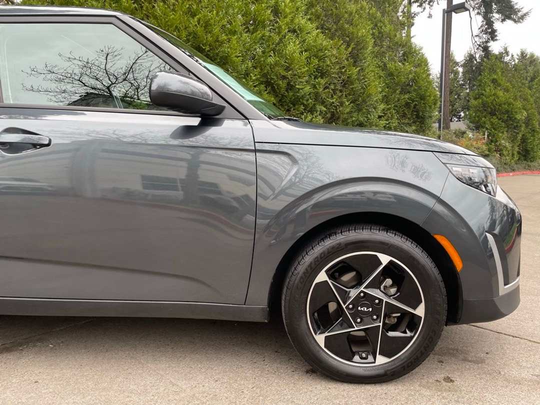 2023 Kia Soul EX - Image 2