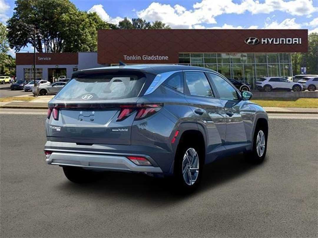 2026 Hyundai Tucson Blue SE - Image 7