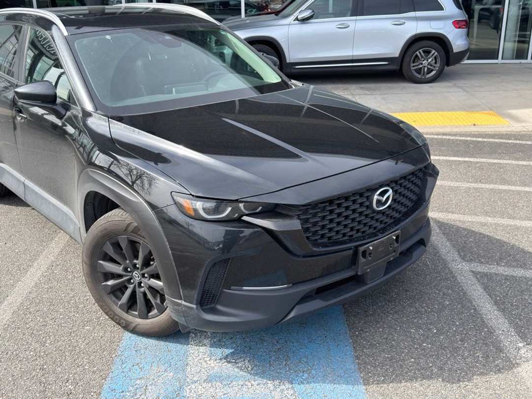 2023 MAZDA Cx-50 2.5 S Preferred Plus Package - Image 3